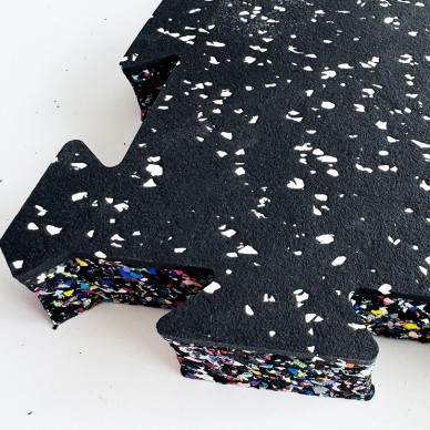 Laminerade sammanlåsande sportgolvplattor